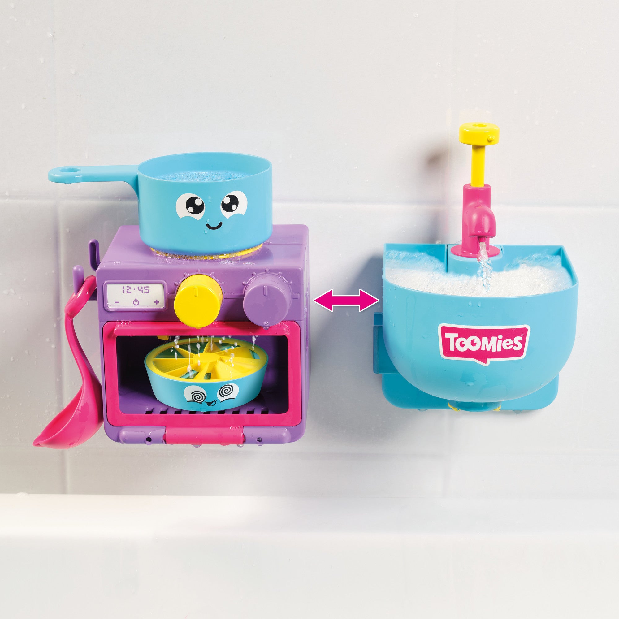 Baño y cocina con espuma